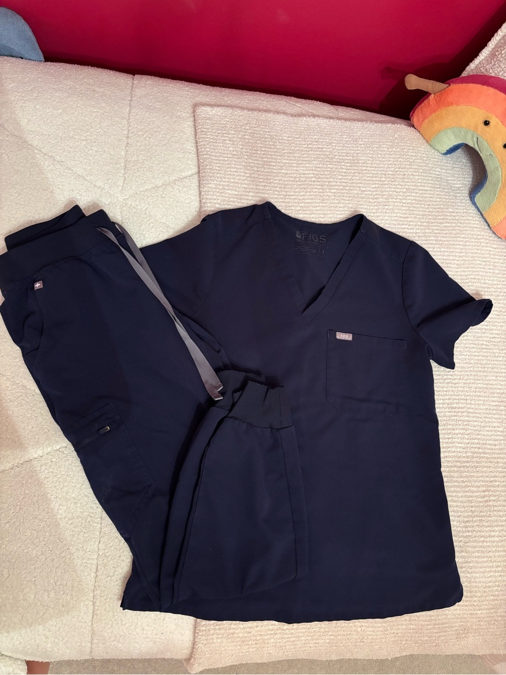 Figs Women's Jogger Scrub Pants & Top Set in navy (Technical Collection)